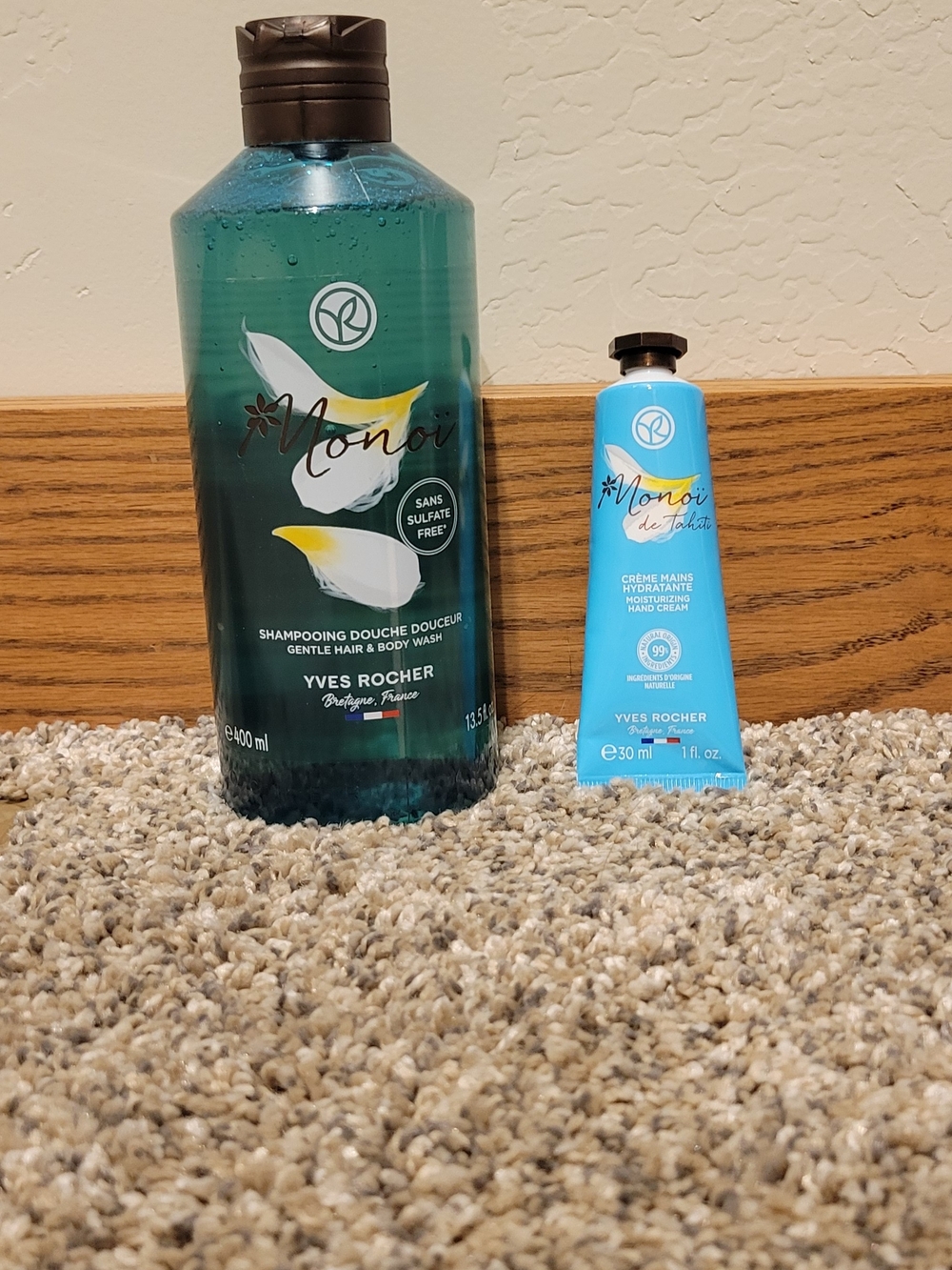 Yves Rocher Monoi Duo Bath & Hand Care - Teal and Light Blue